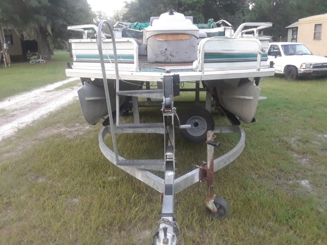 18 ft.Alunnium Deck Pontoon Boat - Florida4sale