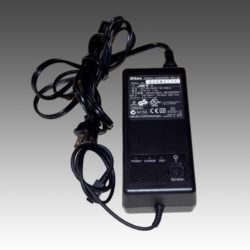 Nikon Quick Charger MH-16