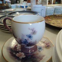 tea cup and saucer (2)