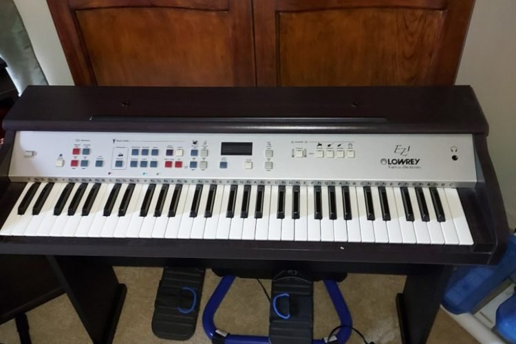 Lowrey EZ 1 For Sale-Reduced to $295 OBO