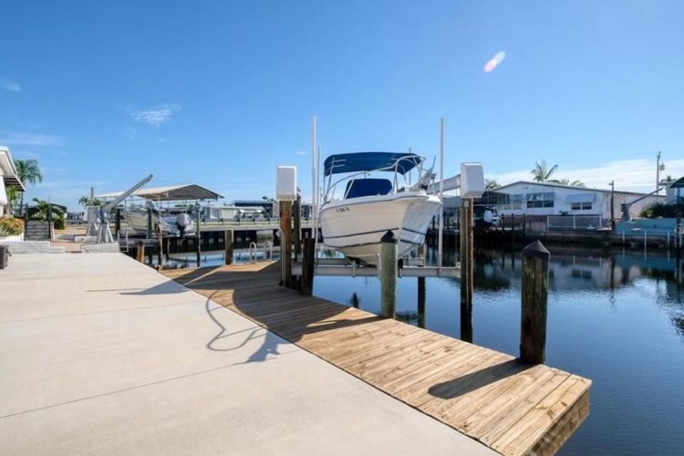 dock with boat lift