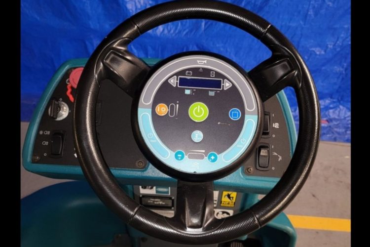 Tennant T16 Ride On Floor Scrubber - Steering Wheel Tennant T16 Ride On Floor Scrubber - Steering Wheel