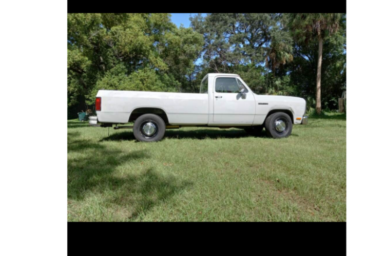 Truck Ad Photo Truck Ad Photo