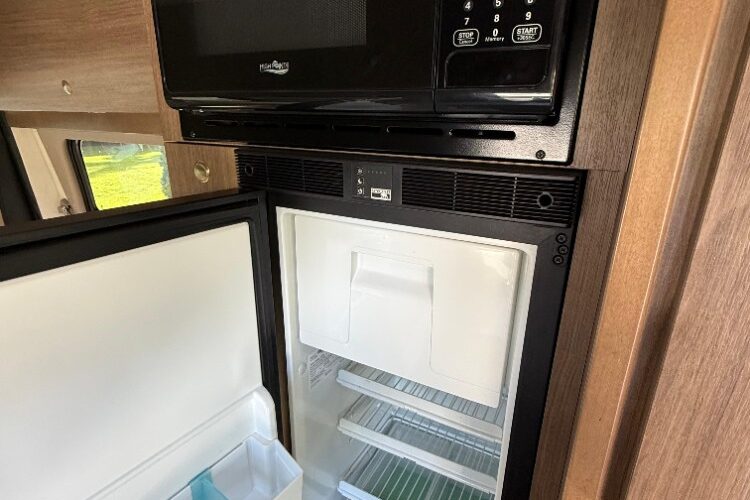 WhatsApp Image 2025-10-28 at 7.42.28 AM (1)